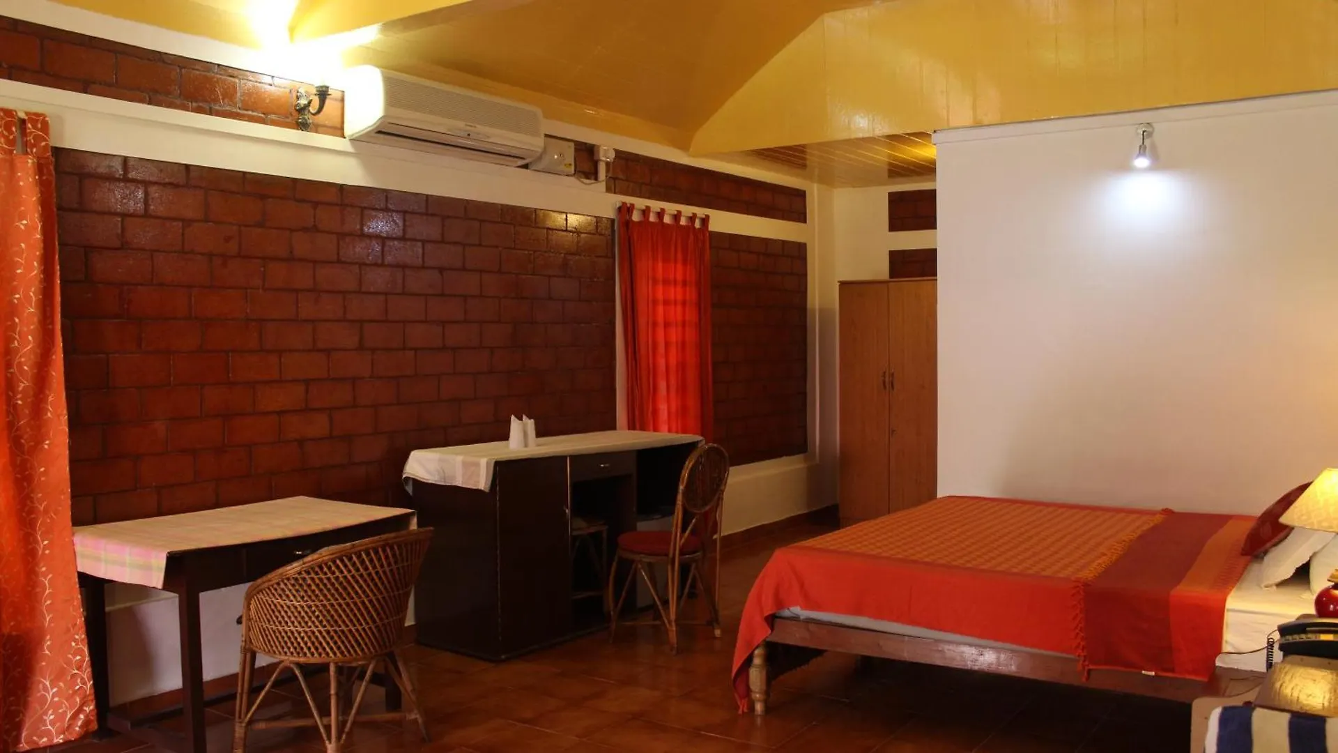 Hillview Beach Resort Varkala