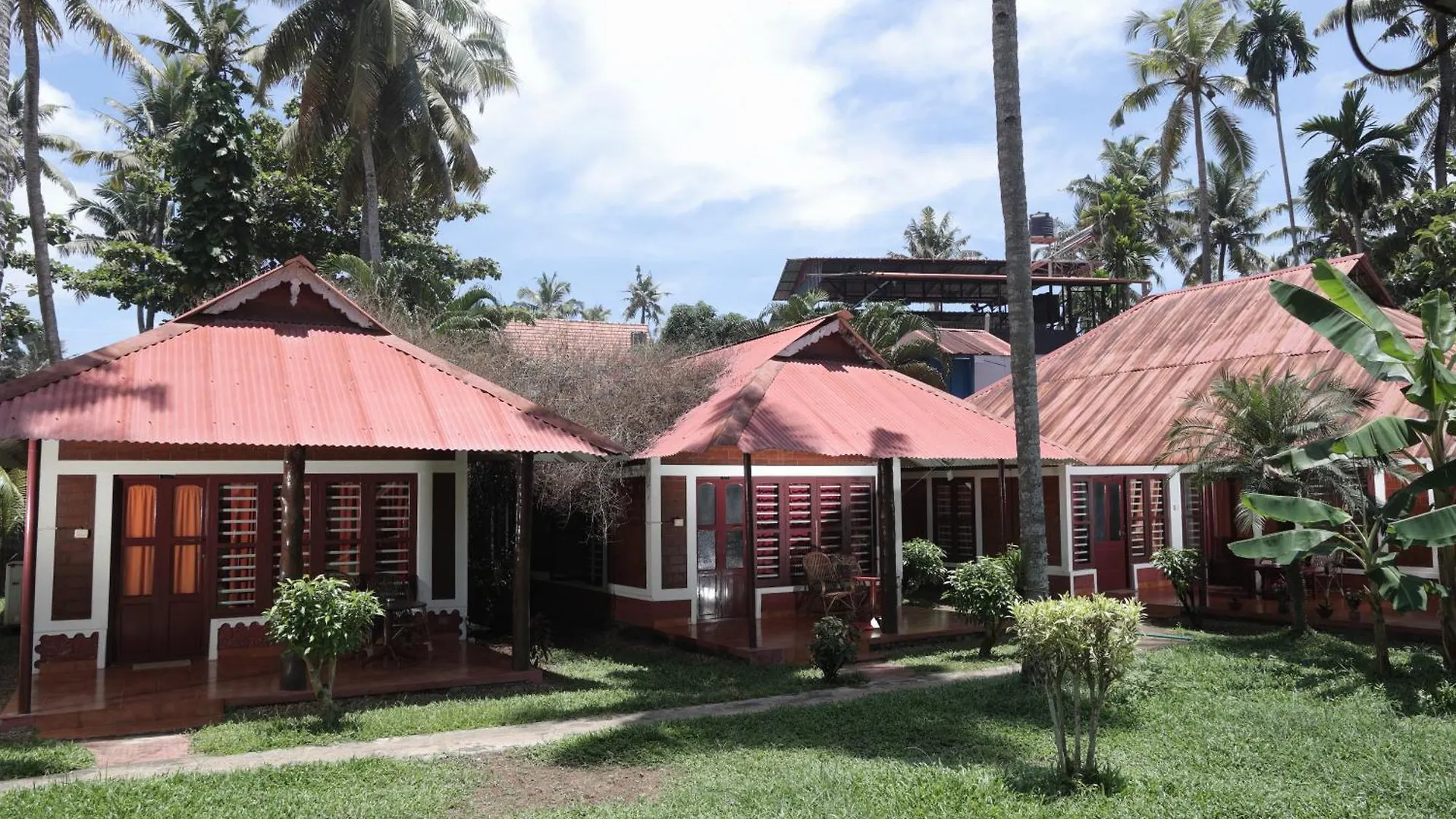 Hillview Beach Resort Varkala 4*,