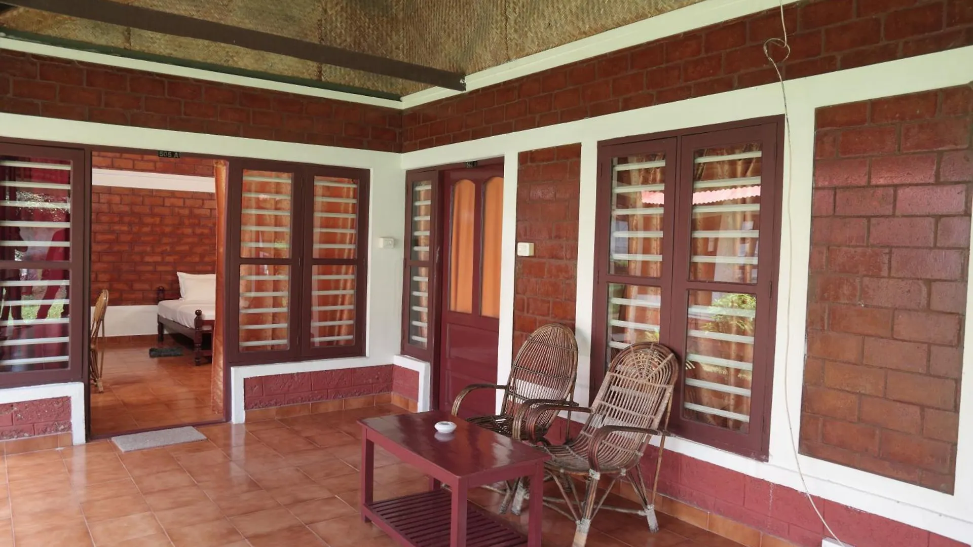 **** Hotel Hillview Beach Resort Varkala India