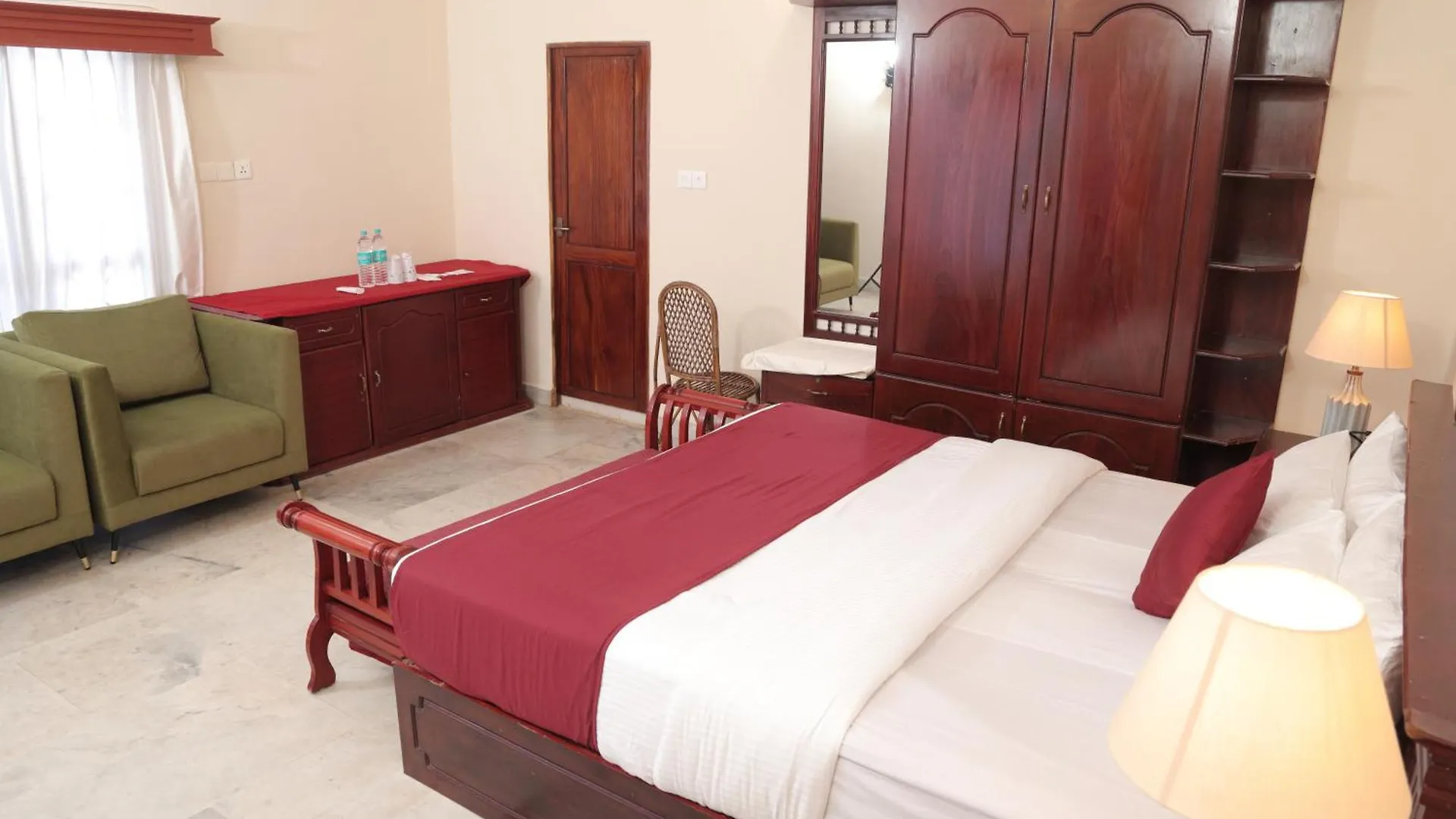 Hotel Hillview Beach Resort Varkala