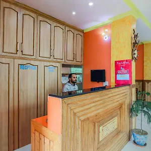 oyo-14460-green-park-homestay.shimlahotels.net/