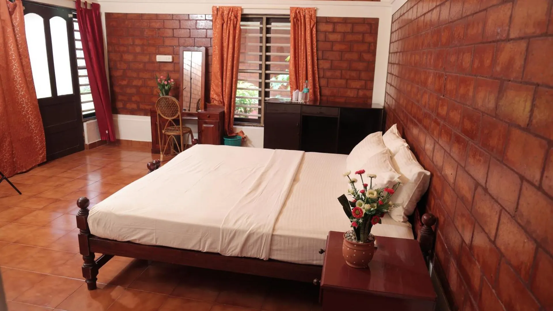 Hillview Beach Resort Varkala